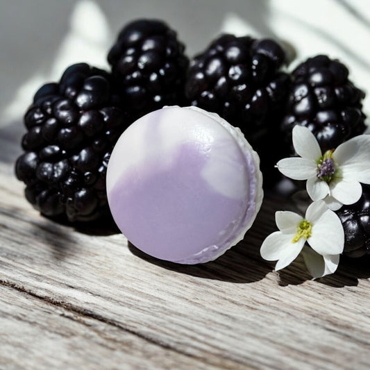 Bath Macaron - Blackberry &amp; Vanilla