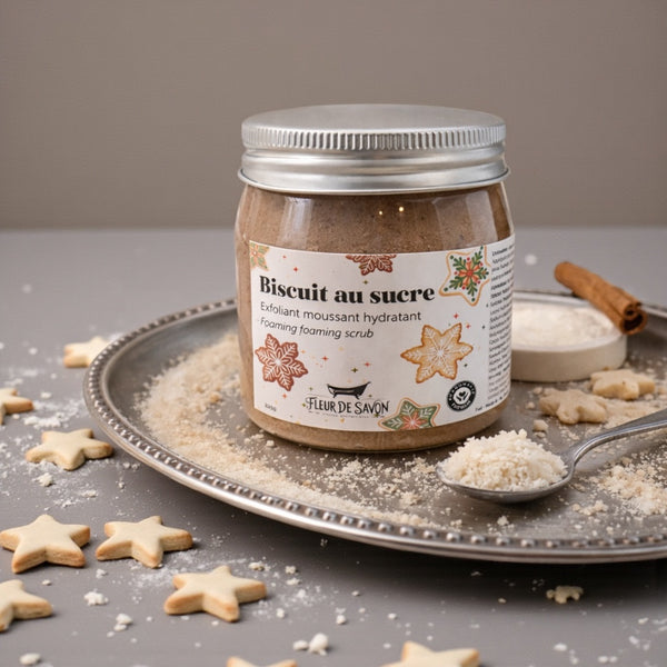 Scrub moussant au sucre • Biscuit au sucre